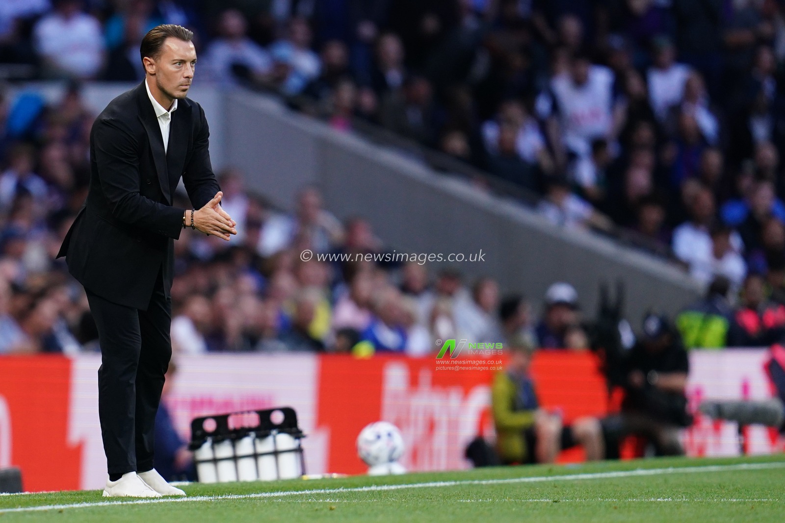 Matthias Jaissle manager of Newcastle United during the Premier League match Tottenham Hotspur vs Newcastle Untied at Tottenham Hotspur Stadium, London, United Kingdom on 29 August 2026

(Photo by Harvey Murphy/News Images)