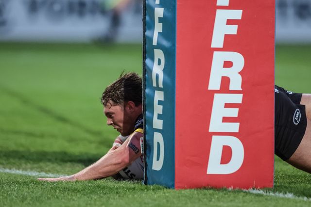 Denive Balmforth of York Knights goes over for a try during the Betfred Super League round 12 match York Knights vs Catalans Dragons at LNER Community Stadium, York, United Kingdom on 23 May 2026

(Photo by Mark Cosgrove/News Images)