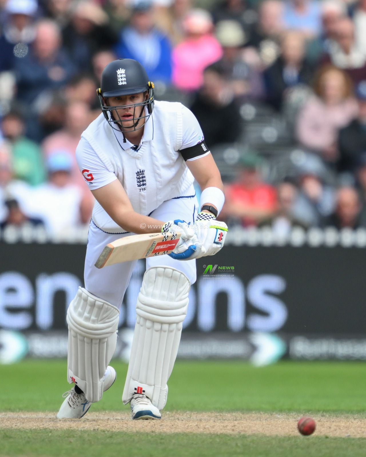Jamie Smith of England pushes the ball away during the England Men v Sri Lanka 1st Rothesay Test Match Day 3 at Old Trafford, Manchester, United Kingdom, 23rd August 2024

(Photo by Craig Thomas/News Images)