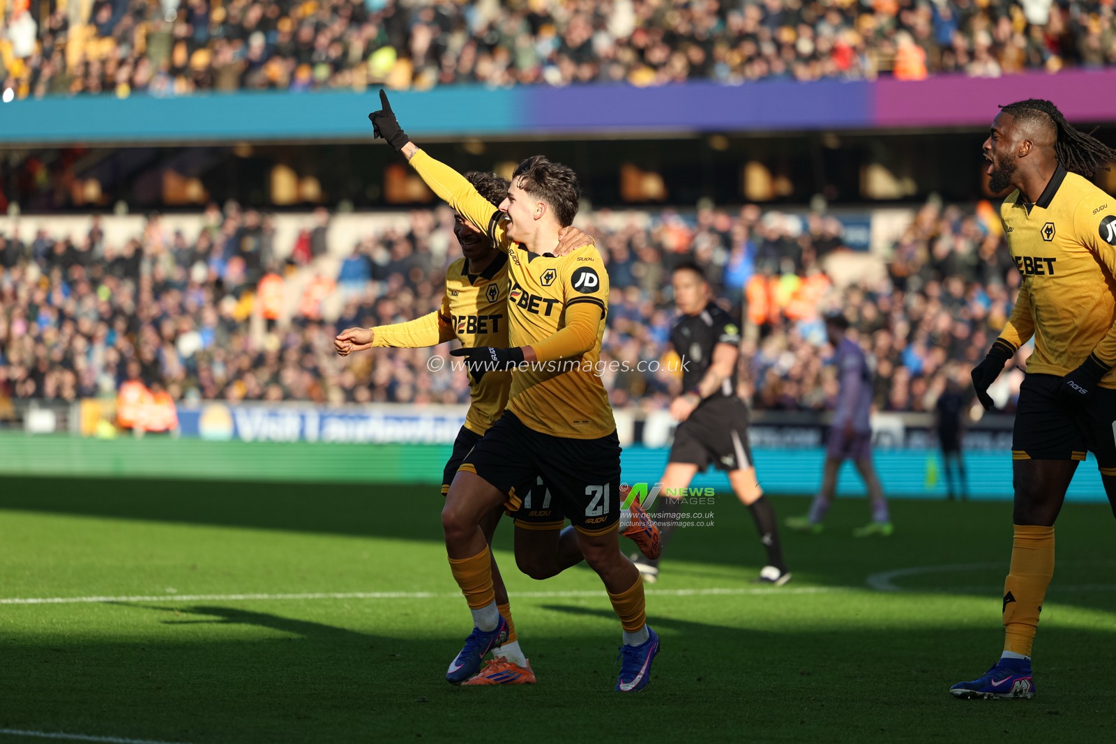 Rodrigo Gomes of Wolverhampton Wanderers scores to make it 5-1 during the Emirates FA Cup Third Round match Wolverhampton Wanderers vs Shrewsbury Town at Molineux, Wolverhampton, United Kingdom, 10th January 2026

(Photo by Euan Manning/News Images)