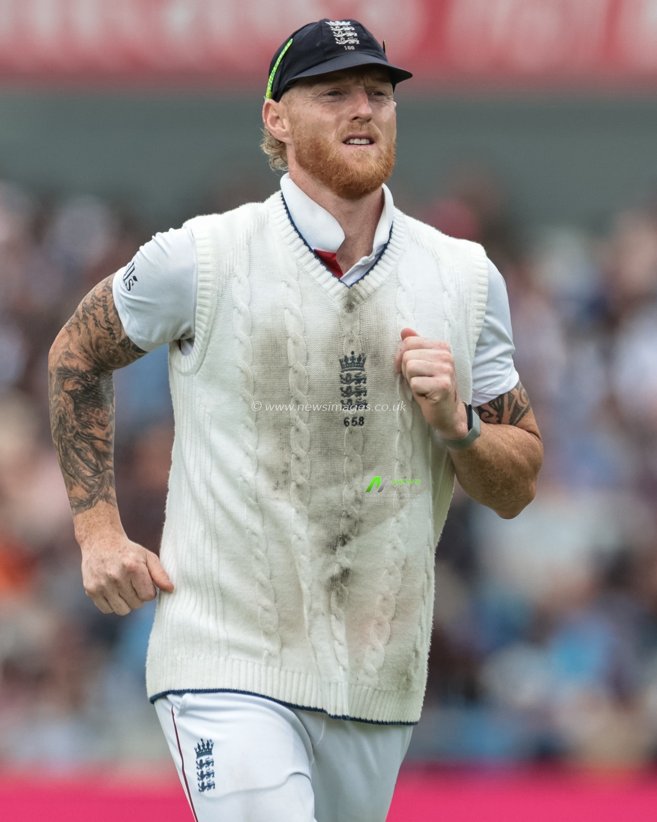 England captain Ben Stokes dashes back to the dressing room doing a drinks break during the 4th Rothesay Test Match match Day 4 England vs India at Old Trafford Cricket Ground, Manchester, United Kingdom, 26th July 2025

(Photo by Mark Cosgrove/News Images)