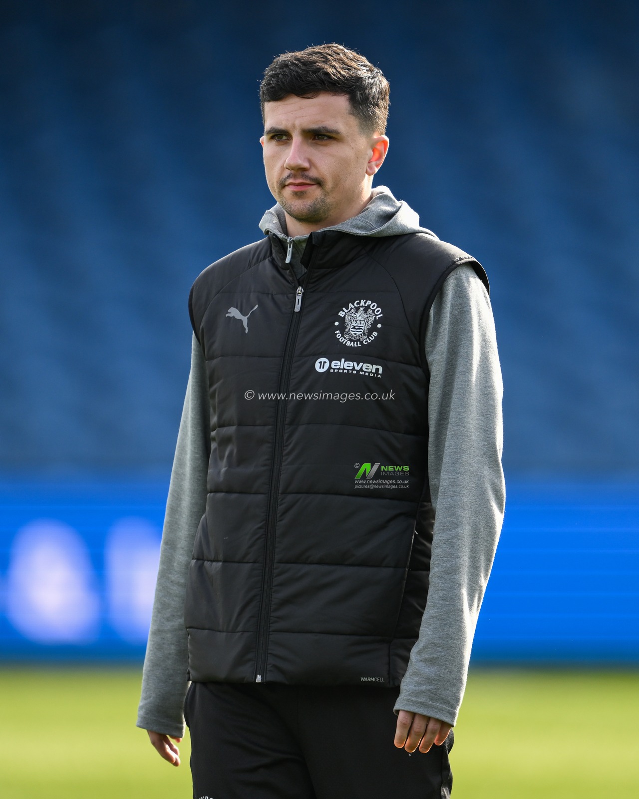 Albie Morgan of Blackpool arrives ahead of the Sky Bet League 1 match Stockport County vs Blackpool at Edgeley Park Stadium, Stockport, United Kingdom, 1st March 2025

(Photo by Craig Thomas/News Images)