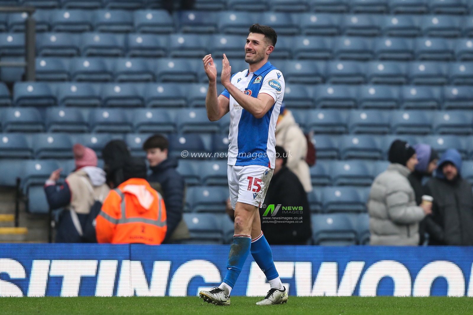 Former Wolverhampton Wanderers player Danny Batth of Blackburn Rovers applauds the travelling fans after the Emirates FA Cup Fourth Round Blackburn Rovers vs Wolverhampton Wanderers at Ewood Park, Blackburn, United Kingdom, 9th February 2025

(Photo by Gareth Evans/News Images)