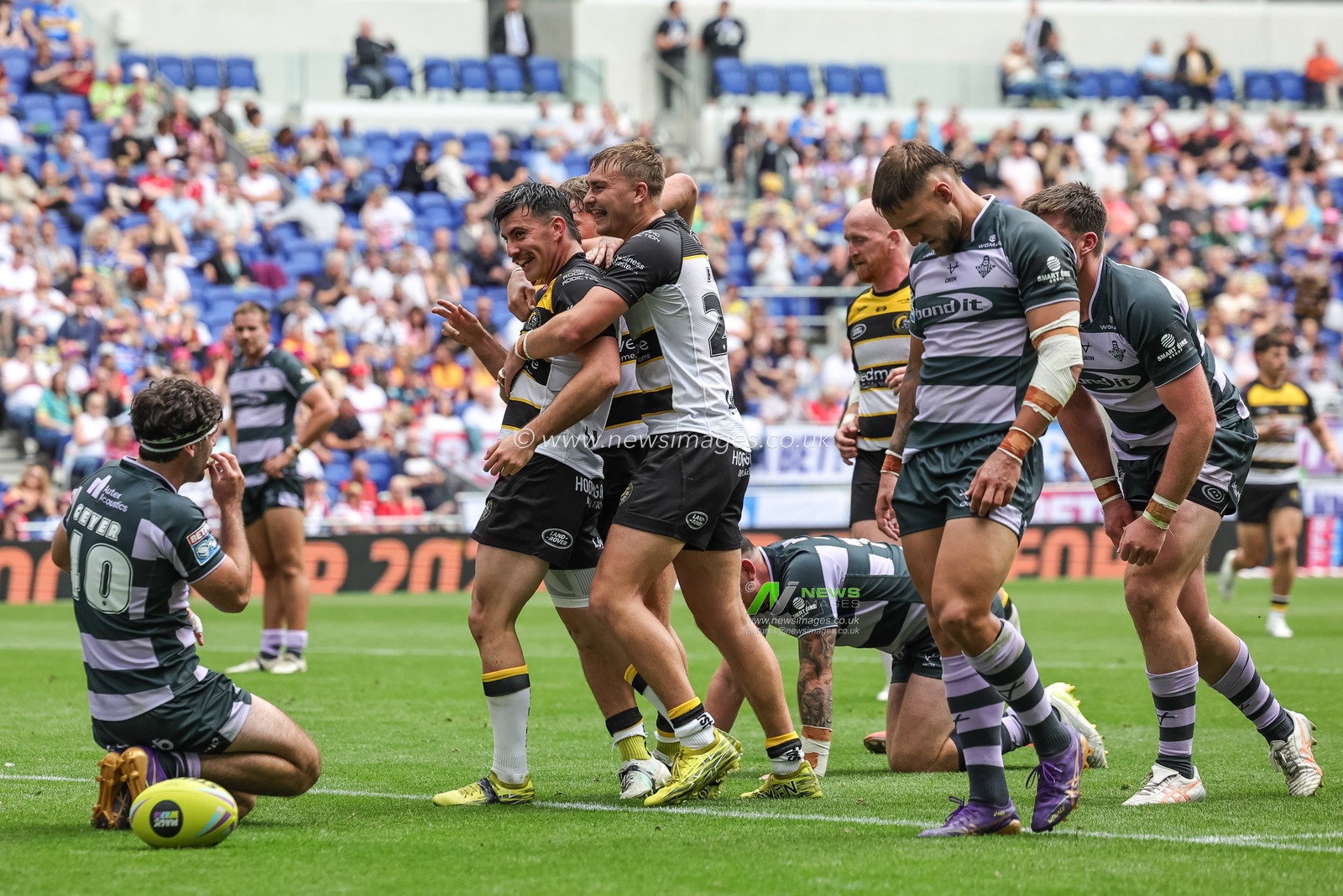 Cody Hunter of York Knights celebrates his try during the Betfred Super League Magic Weekend match Huddersfield Giants vs York Knights at Hill Dickinson Stadium, Liverpool, United Kingdom on 04 July 2026

(Photo by Mark Cosgrove/News Images)