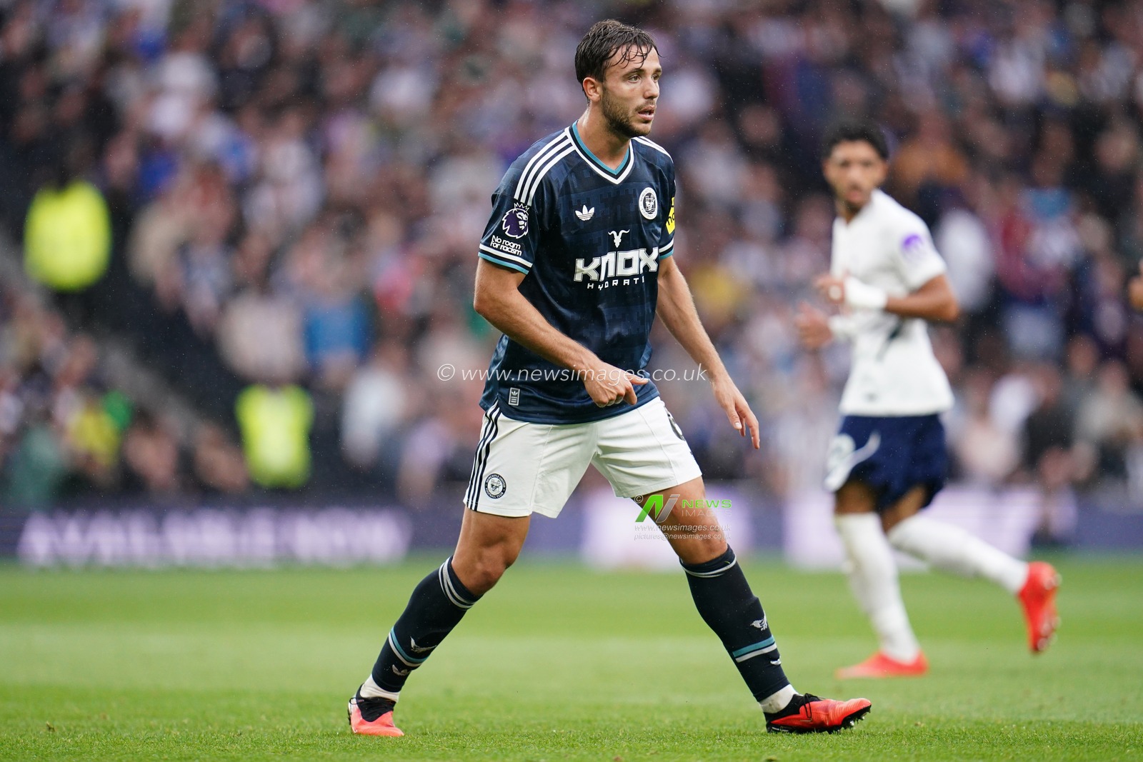 Nico Gonzalez of Newcastle United during the Premier League match Tottenham Hotspur vs Newcastle Untied at Tottenham Hotspur Stadium, London, United Kingdom on 29 August 2026

(Photo by Harvey Murphy/News Images)