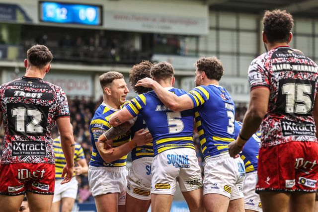 James Bentley of Warrington Wolves celebrates his try during the Betfred Super League round 7 match Warrington Wolves vs Leigh Leopards at The Halliwell Jones Stadium, Warrington, United Kingdom on 04 April 2026

(Photo by Alfie Cosgrove/News Images)