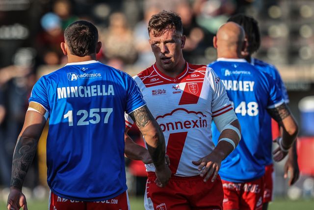 Jai Whitbread of Hull KR during pre-game warm up during the Betfred Super League round 15 match Castleford Tigers vs Hull KR at The Mend-A-Hose Jungle, Castleford, United Kingdom, 19th June 2025

(Photo by Alfie Cosgrove/News Images)