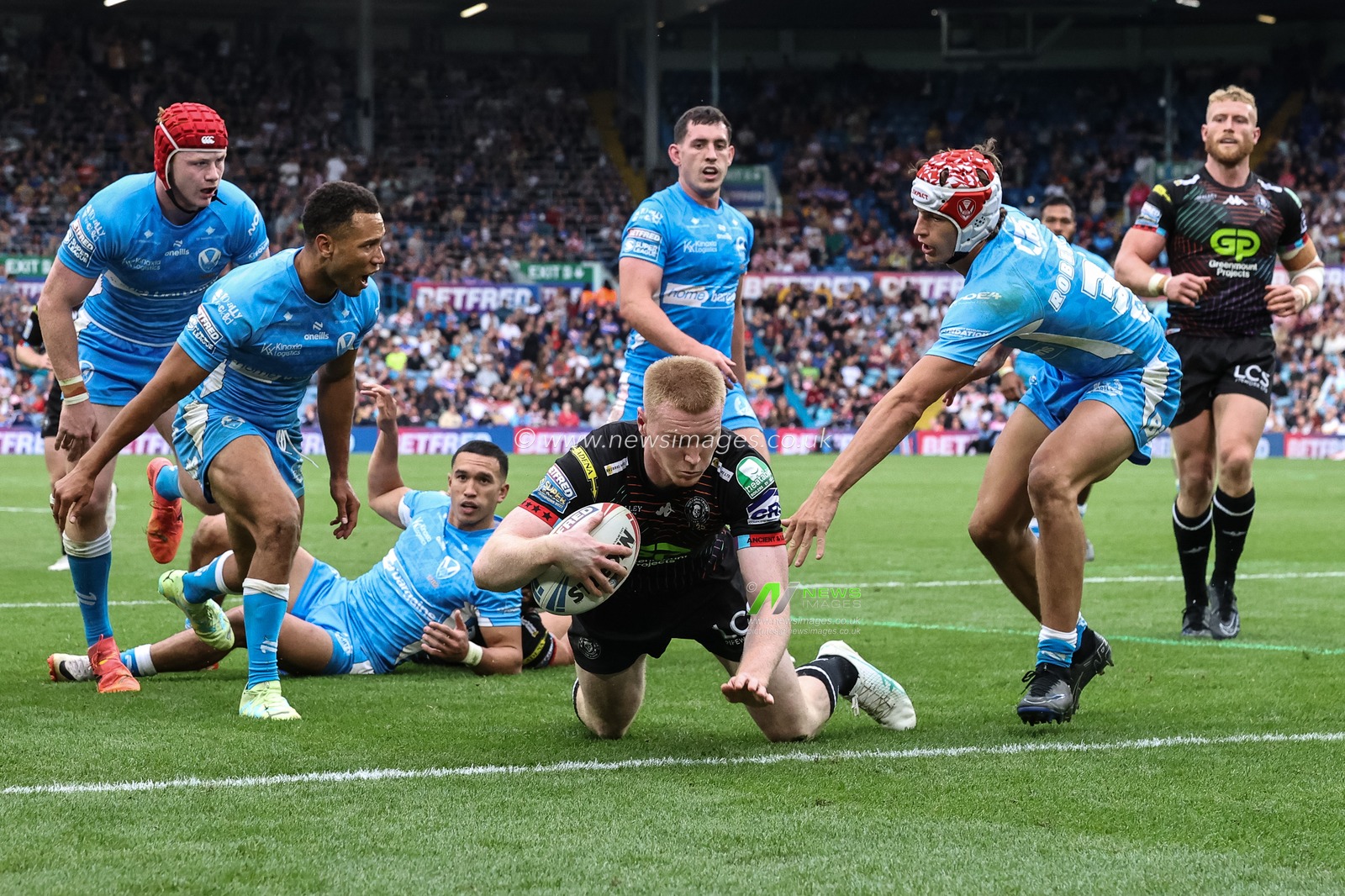 Zach Eckersley of Wigan Warriors goes over but video judge Liam Moore rules it out during the Magic Weekend match Wigan Warriors vs St Helens at Elland Road, Leeds, United Kingdom, 17th August 2024

(Photo by Mark Cosgrove/News Images)