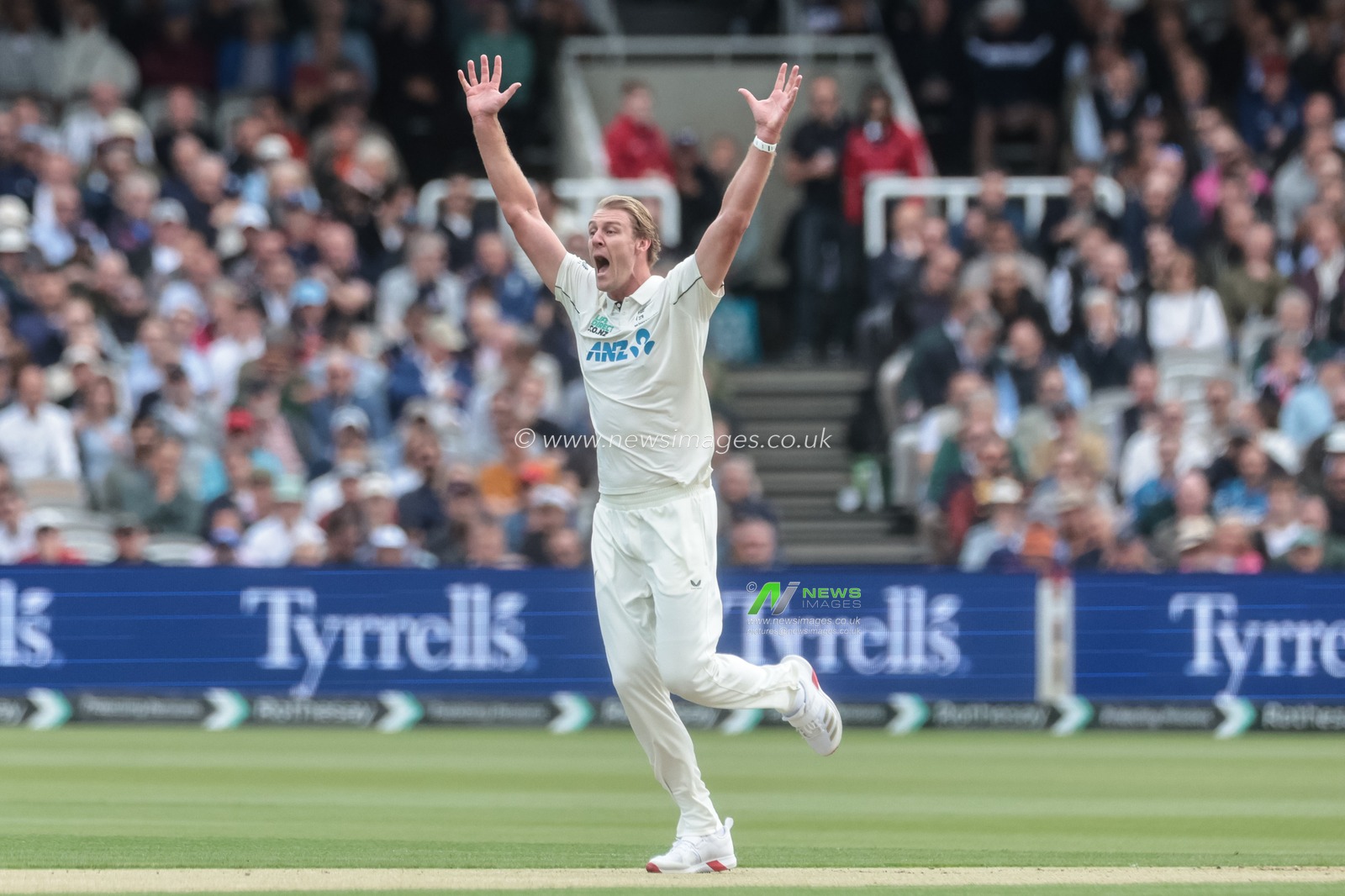 Kyle Jamieson of New Zealand shouts are soon dismissed during the 1st Rothesay Test Match Day 1 England vs New Zealand at Lords, London, United Kingdom on 04 June 2026

(Photo by Mark Cosgrove/News Images)