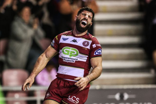 Abbas Miski of Wigan Warriors reacts after his try is not given during the Betfred Super League round 27 match Wigan Warriors vs Leeds Rhinos at The Brick Community Stadium, Wigan, United Kingdom, 19th September 2025

(Photo by Alfie Cosgrove/News Images)
