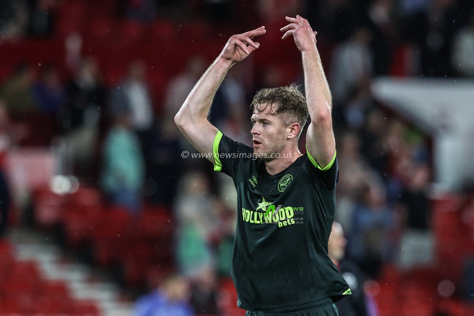 Nathan Collins of Brentford celebrates the win during the Premier League match Nottingham Forest vs Brentford at City Ground, Nottingham, United Kingdom, 30th April 2025

(Photo by Alfie Cosgrove/News Images)