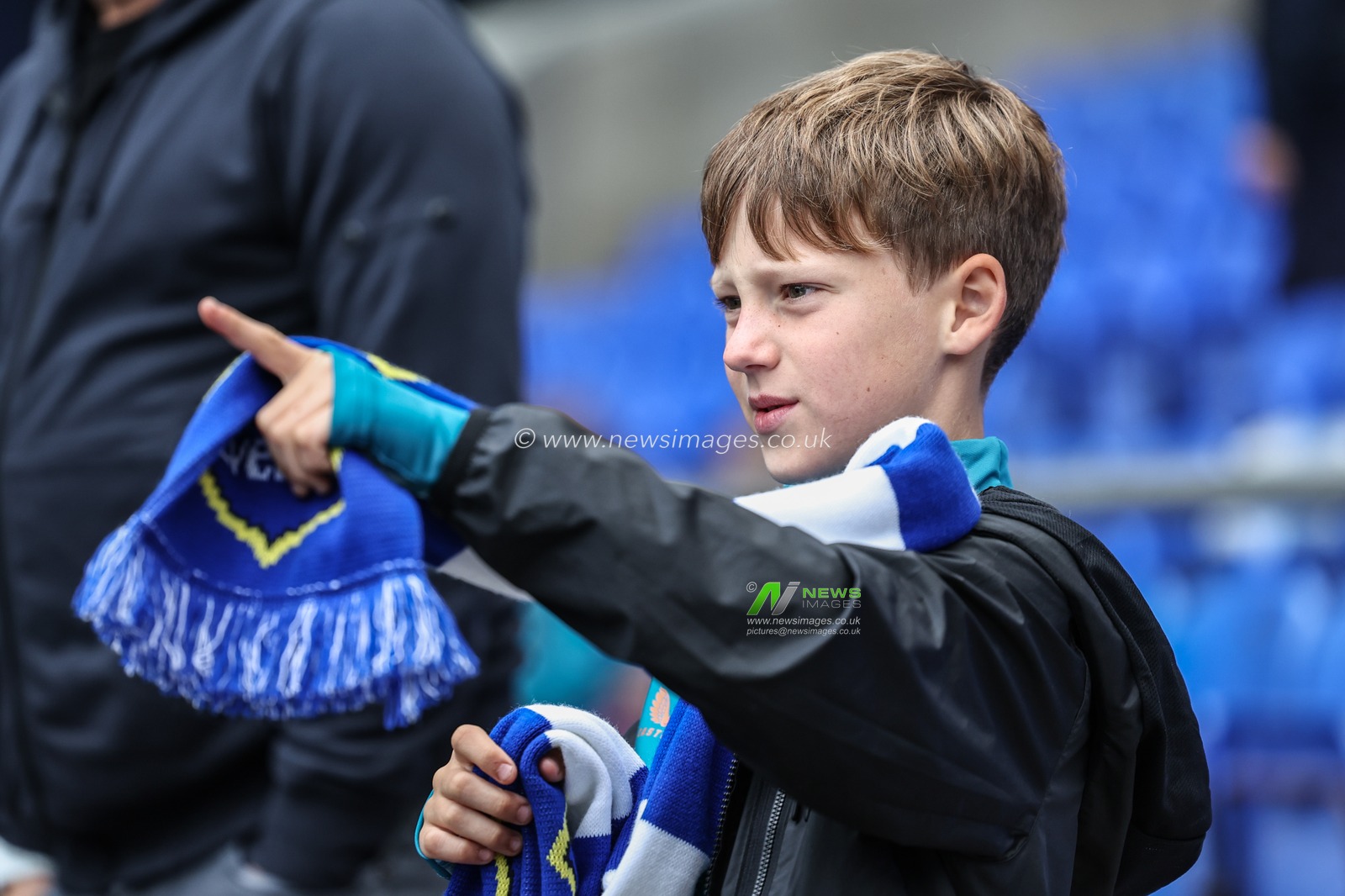 A young Everton fan during the Premier League match Everton vs Manchester City at Goodison Park, Liverpool, United Kingdom, 19th April 2025

(Photo by Mark Cosgrove/News Images)