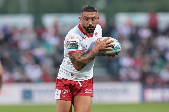 Frankie Dearlove of Hull KR breaks with the ball during the Betfred Super League round 12 match Hull KR vs Wigan Warriors at Sewell Group Craven Park, Hull, United Kingdom on 21 May 2026

(Photo by Mark Cosgrove/News Images)