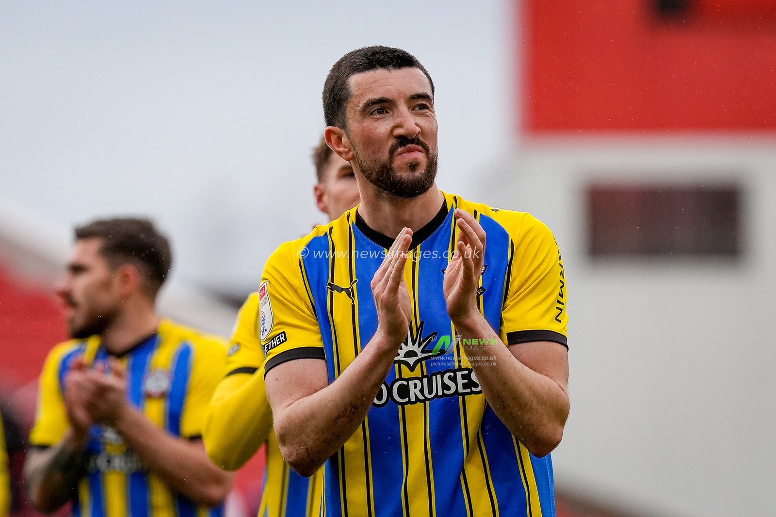 Finn Azaz of Southampton applauds the fans after the final whistle  during the Sky Bet Championship match Stoke City vs Southampton at Bet365 Stadium, Stoke-on-Trent, United Kingdom, 31st January 2026

(Photo by Maynard Manyowa/News Images)