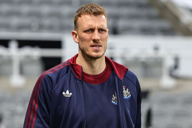 Dan Burn of Newcastle Untied arrives during the Emirates FA Cup 5th Round  match Newcastle Untied vs Manchester City at St. James's Park, Newcastle, United Kingdom on 07 March 2026

(Photo by Mark Cosgrove/News Images)