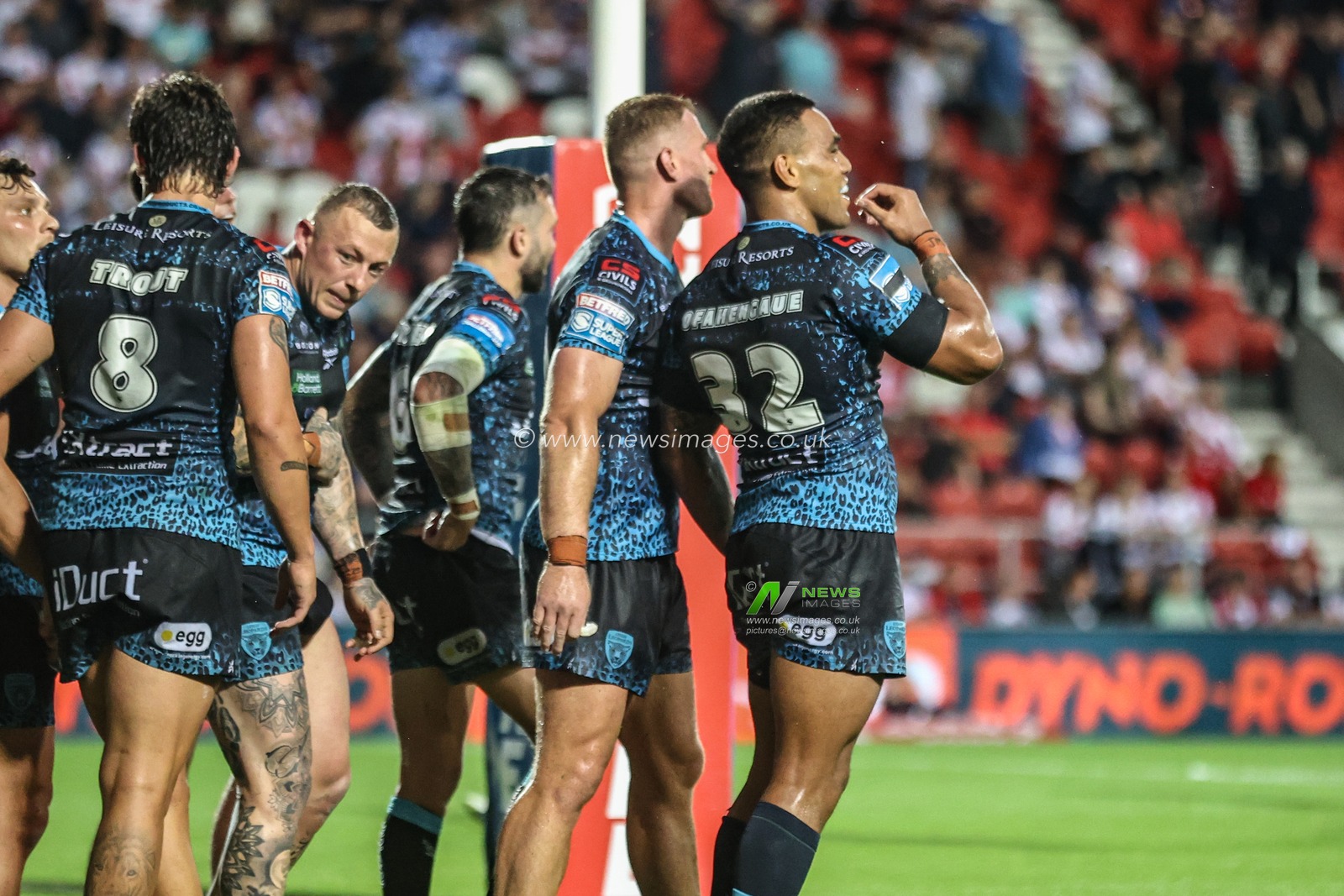 Joe Ofahengaue of Leigh Leapords celebrates his try during the Betfred Super League round 19 match St Helens vs Leigh Leopards at Totally Wicked Stadium, St Helens, United Kingdom, 17th July 2025

(Photo by Alfie Cosgrove/News Images)