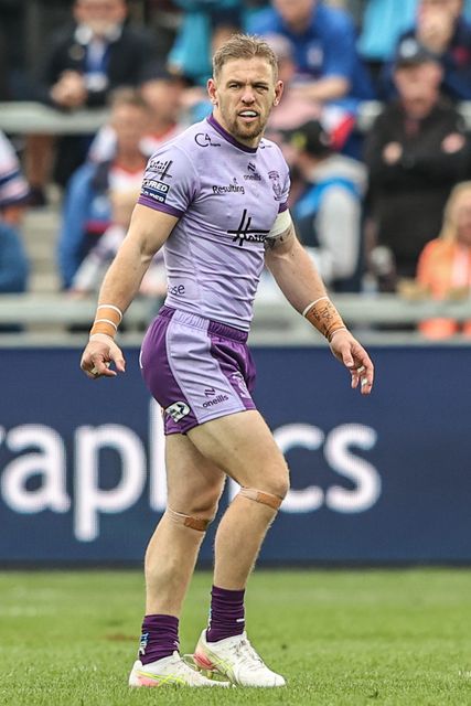 Matt Dufty of Warrington Wolves during the Betfred Super League Round 11 match Wakefield Trinity vs Warrington Wolves at DIY Kitchens Stadium, Wakefield, United Kingdom, 18th May 2025

(Photo by Alfie Cosgrove/News Images)