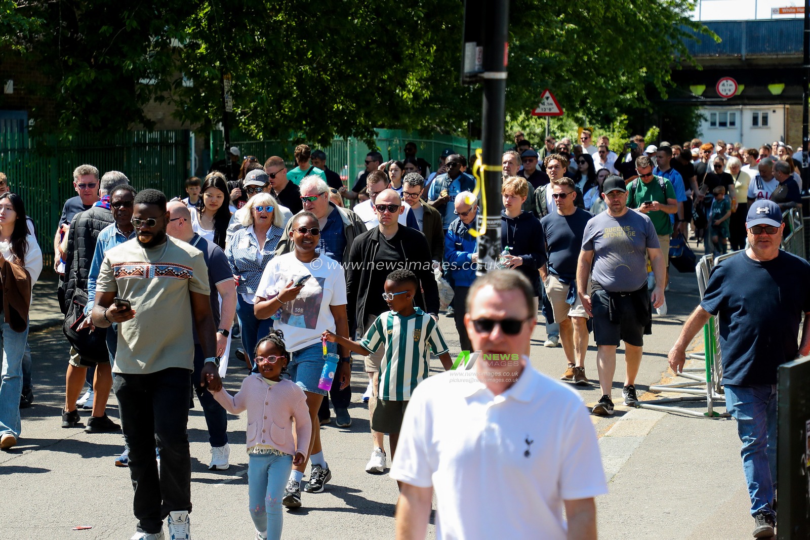 Fans arrive at Tottenham Hotspur Stadium prior to the Premier League match Tottenham Hotspur vs Crystal Palace at Tottenham Hotspur Stadium, London, United Kingdom, 11th May 2025

(Photo by Izzy Poles/News Images)