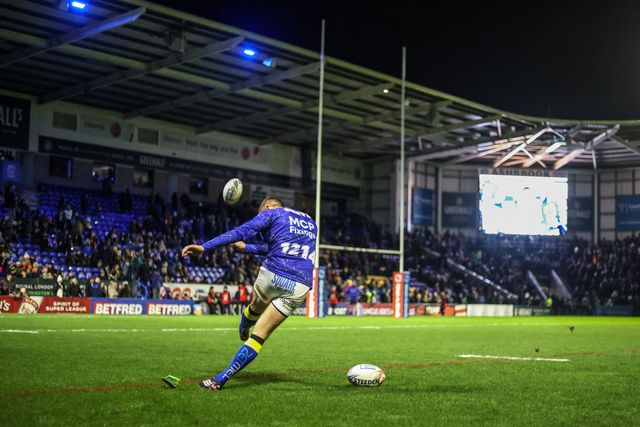 Marc Sneyd of Warrington Wolves in the pre-game warm up during the Betfred Super League Round 1 match Warrington Wolves vs St Helens at The Halliwell Jones Stadium, Warrington, United Kingdom on 13 February 2026

(Photo by Alfie Cosgrove/News Images)