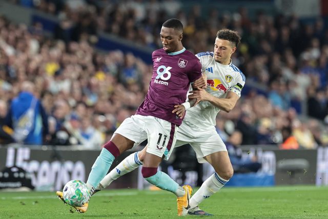 Jaidon Anthony of Burnley is fouled by Ethan Ampadu of Leeds United during the Premier League match Leeds United vs Burnley at Elland Road, Leeds, United Kingdom on 01 May 2026

(Photo by Mark Cosgrove/News Images)