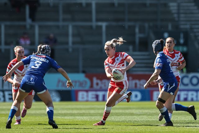 Jodie Cunningham of St Helen’s breaks with the ball during the Betfred Women's Challenge Cup Quarter Final match St Helens vs Barrow Raiders at The BrewDog Stadium, St Helens, United Kingdom on 25 April 2026

(Photo by Mark Cosgrove/News Images)