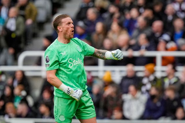 Everton goalkeeper Jordan Pickford celebrates Beto of Everton scoring a goal to make it  during the Premier League match Newcastle Untied vs Everton at St. James's Park, Newcastle, United Kingdom on 28 February 2026

(Photo by Maynard Manyowa/News Images)