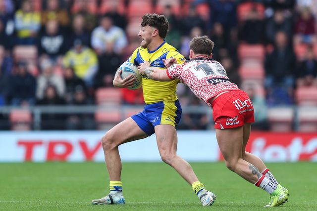 Matty Ashton of Warrington Wolves in action during the Betfred Super League Round 8 match Leigh Leopards vs Warrington Wolves at Leigh Sports Village, Leigh, United Kingdom, 19th April 2025

(Photo by Gareth Evans/News Images)