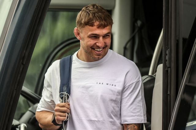 Sam Powell of Warrington Wolves arrives during the Betfred Super League Round 11 match Wakefield Trinity vs Warrington Wolves at DIY Kitchens Stadium, Wakefield, United Kingdom, 18th May 2025

(Photo by Alfie Cosgrove/News Images)