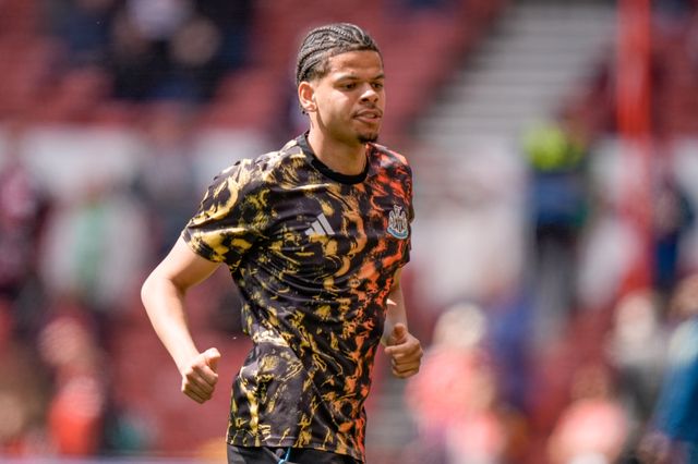 William Osula of Newcastle United in the pregame warmup session  during the Premier League match Nottingham Forest vs Newcastle Untied at City Ground, Nottingham, United Kingdom on 10 May 2026

(Photo by Maynard Manyowa/News Images)