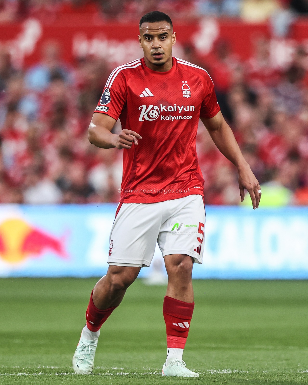 Murillo of Nottingham Forest during the Premier League match Nottingham Forest vs Brentford at City Ground, Nottingham, United Kingdom, 30th April 2025

(Photo by Alfie Cosgrove/News Images)