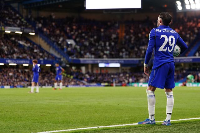 Pep Chavarria of Chelsea prepares to take throw in during the Carabao Cup round 2 match Chelsea vs Luton Town at Stamford Bridge, London, United Kingdom on 27 August 2026

(Photo by Harvey Murphy/News Images)