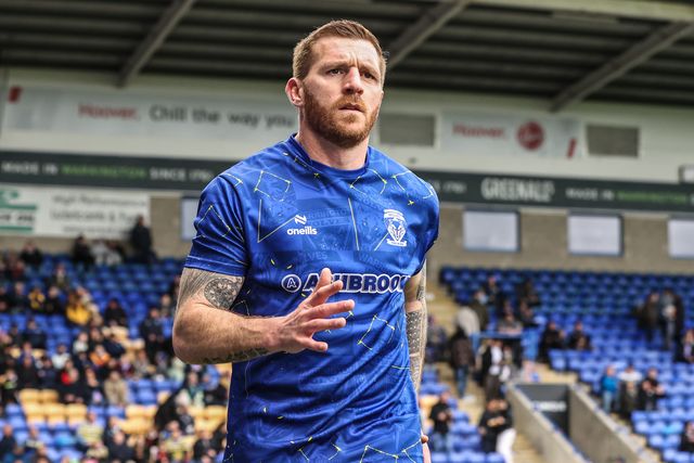 Marc Sneyd of Warrington Wolves in the pre-game warm up during the Betfred Super League round 7 match Warrington Wolves vs Leigh Leopards at The Halliwell Jones Stadium, Warrington, United Kingdom on 04 April 2026

(Photo by Alfie Cosgrove/News Images)