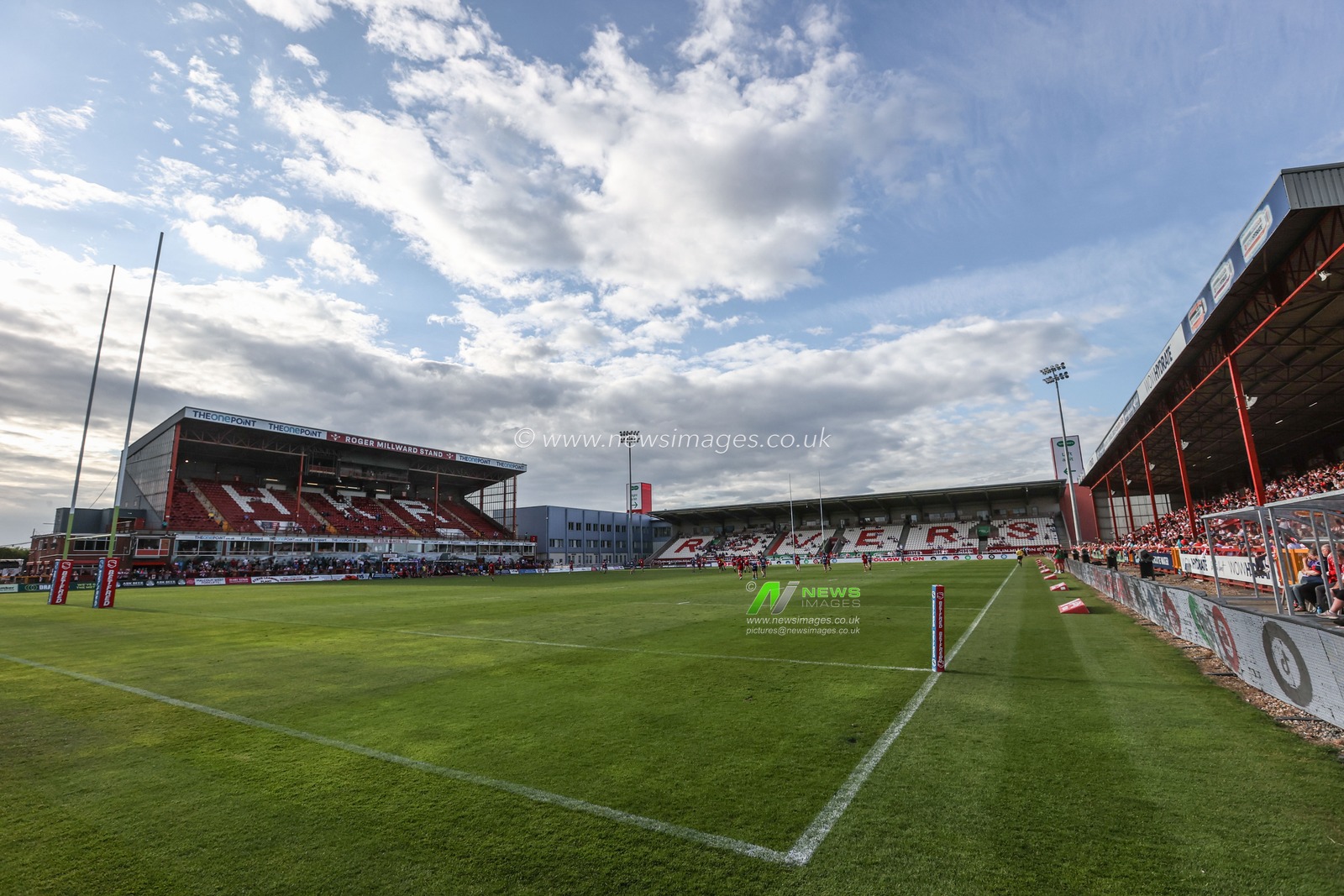 A general view of the Sewell Group Craven Park during the Betfred Super League round 16 match Hull KR vs Wakefield Trinity at Sewell Group Craven Park, Kingston upon Hull, United Kingdom, 27th June 2025

(Photo by Alfie Cosgrove/News Images)