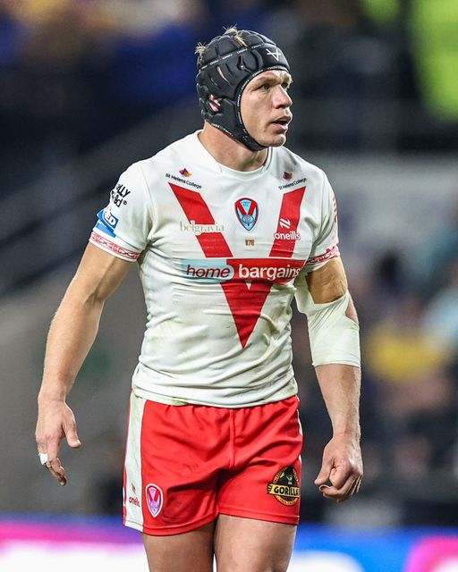 Jonny Lomax of St. Helens during the Betfred Super League play-off Eliminator 1 match Leeds Rhinos vs St Helens at Headingley Stadium, Leeds, United Kingdom, 27th September 2025

(Photo by Alfie Cosgrove/News Images)