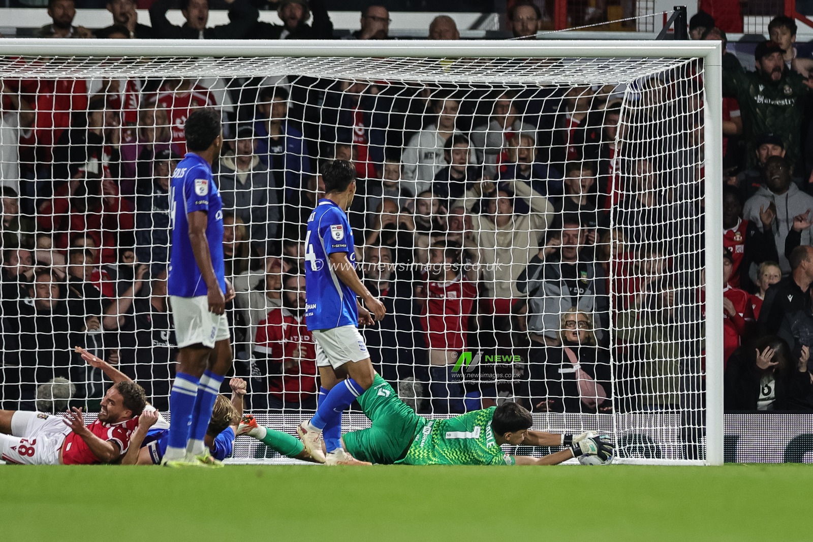 Birmingham City goalkeeper James Beadle saves the ball on the line during the Sky Bet Championship match Wrexham vs Birmingham City at The Racecourse Ground, Wrexham, United Kingdom on 28 August 2026

(Photo by Mark Cosgrove/News Images)
