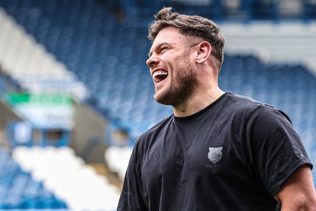 Joe Philbin of Warrington Wolves arrives during the Betfred Super League round 10 match Huddersfield Giants vs Warrington Wolves at Accu Stadium, Huddersfield, United Kingdom on 02 May 2026

(Photo by Alfie Cosgrove/News Images)