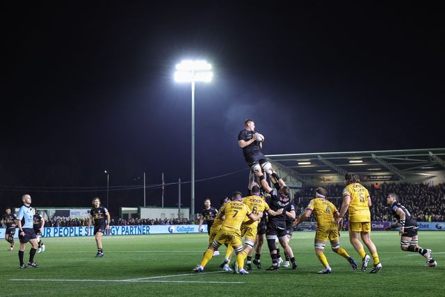 Freddie Clarke of Newcastle Red Bulls jumps up to win the ball in a lineout during the Gallagher Premiership match Newcastle Red Bulls vs Northampton Saints at Kingston Park, Newcastle, United Kingdom, 17th October 2025

(Photo by Mark Cosgrove/News Images)