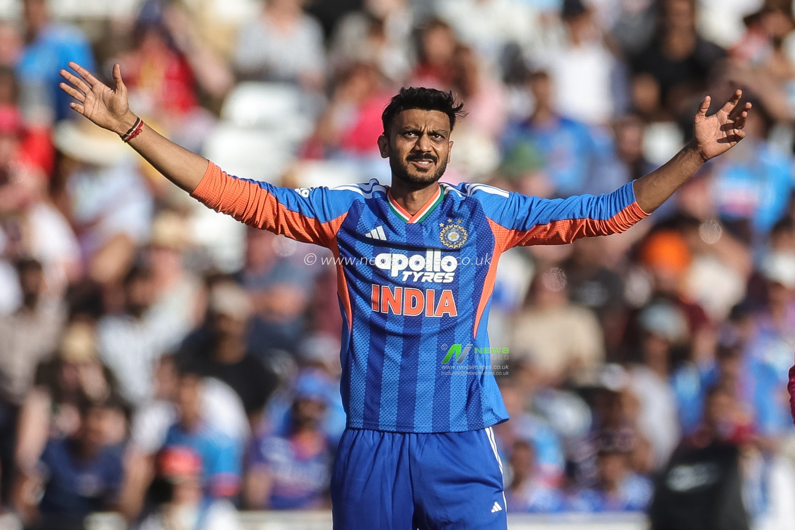Axar Patel of India celebrates the wicket of Phil Salt of England during the Third Vitality T20 International match England vs India at Trent Bridge, Nottingham, United Kingdom on 07 July 2026

(Photo by Mark Cosgrove/News Images)
