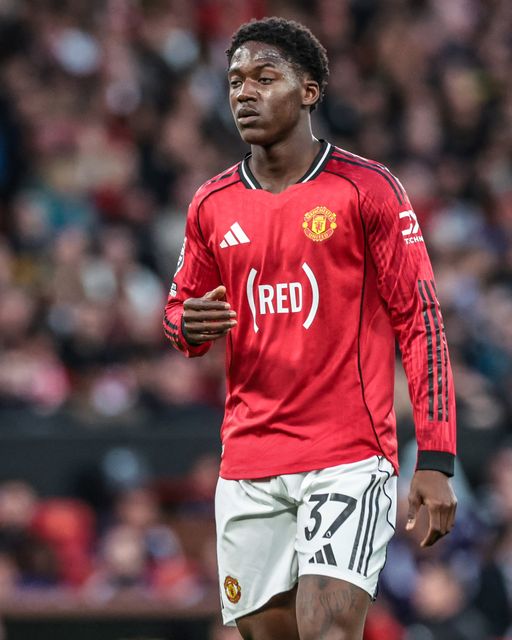 Kobbie Mainoo of Manchester United during the Premier League match Manchester United vs Brentford at Old Trafford, Manchester, United Kingdom on 27 April 2026

(Photo by Mark Cosgrove/News Images)