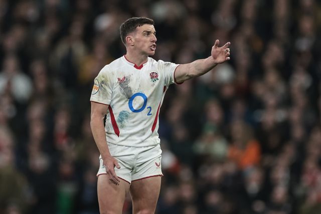George Ford of England gives teams mates instructions during the Guinness Six Nations 2026 match England vs Wales at Allianz Stadium, Twickenham, United Kingdom on 07 February 2026

(Photo by Mark Cosgrove/News Images)