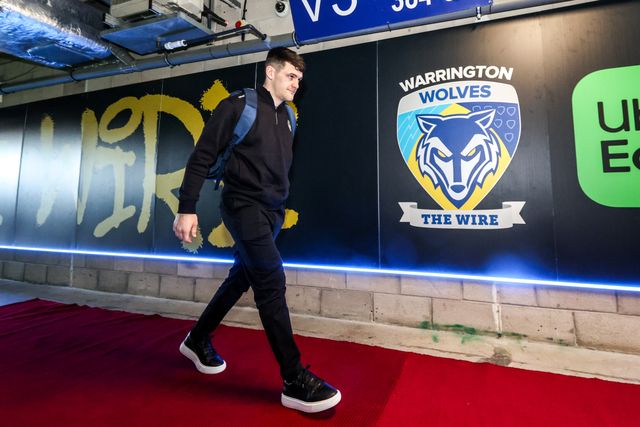 Josh Thewlis of Warrington Wolves arrives during the Betfred Super League Round 3 match Warrington Wolves vs Wakefield Trinity at The Halliwell Jones Stadium, Warrington, United Kingdom on 28 February 2026

(Photo by Alfie Cosgrove/News Images)