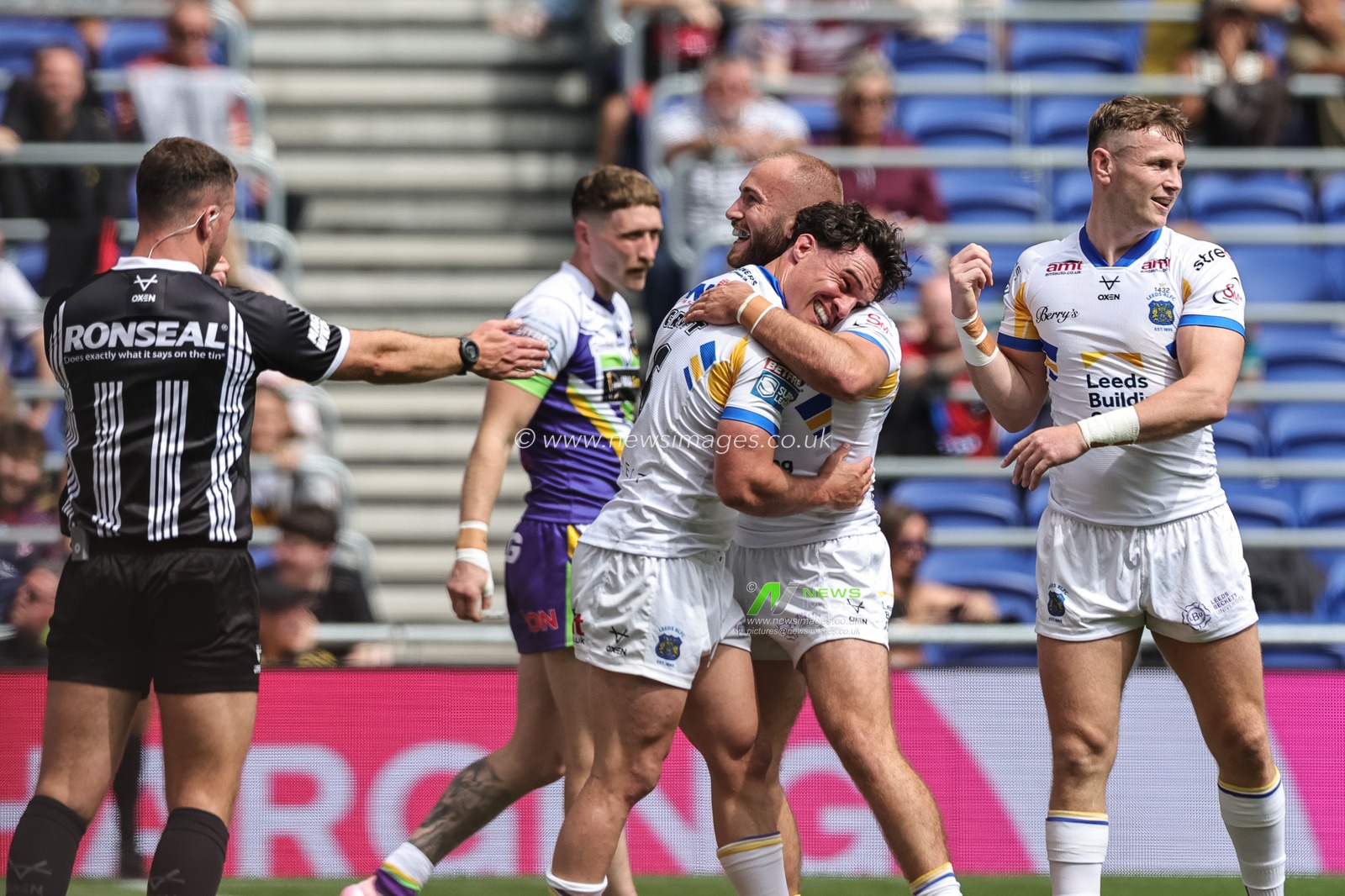 Brodie Croft of Leeds Rhinos celebrates his try during the Betfred Super League Magic Weekend match Leeds Rhinos vs Bradford Bulls at Hill Dickinson Stadium, Liverpool, United Kingdom on 05 July 2026

(Photo by Mark Cosgrove/News Images)