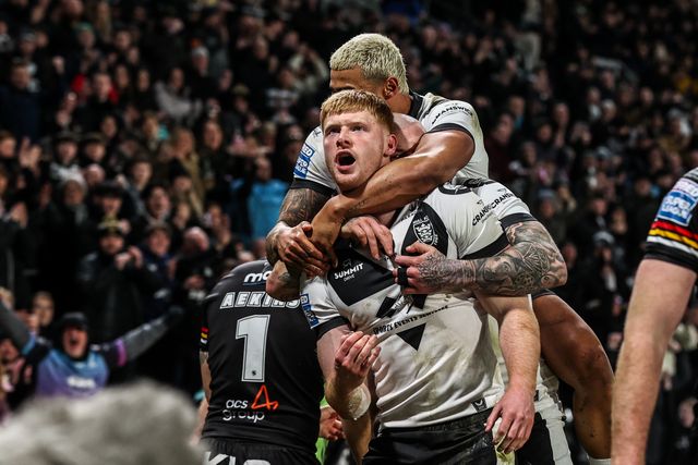 Harvey Barron of Hull FC celebrates his try during the Betfred Super League round 1 match Hull FC vs Bradford Bulls at MKM Stadium, Hull, United Kingdom on 14 February 2026

(Photo by Alfie Cosgrove/News Images)