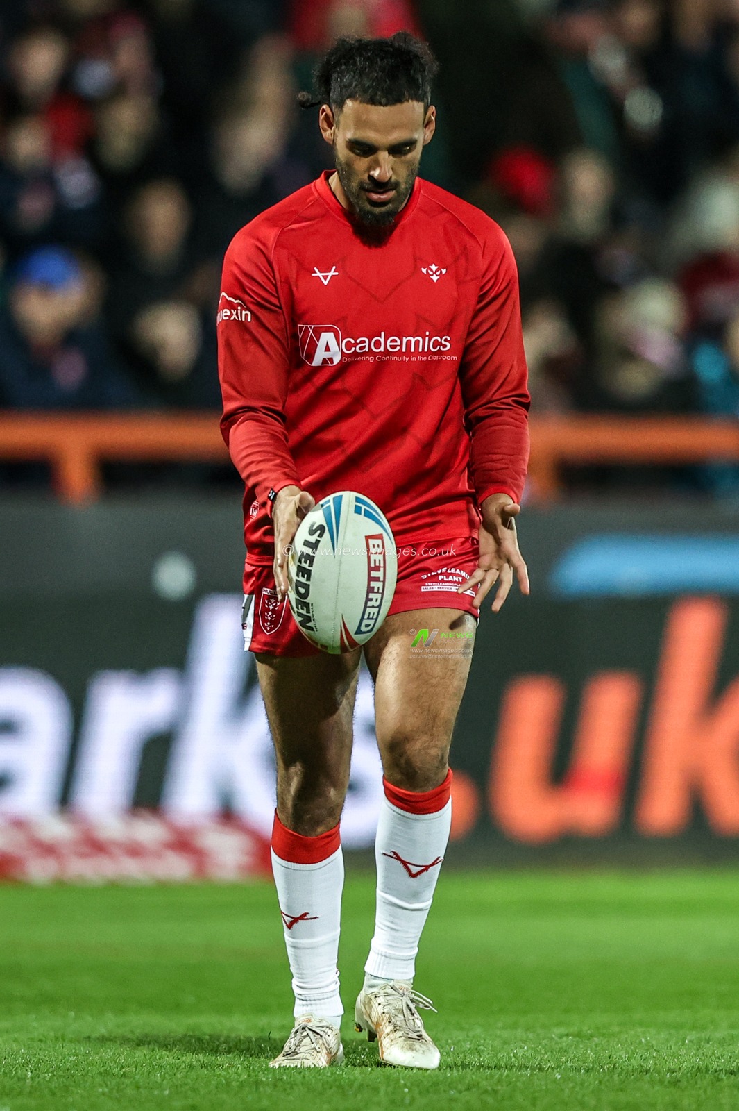 Tyrone May of Hull KR in the pre-game warm up during the Betfred Super League round 6 match Hull KR vs St Helens at Sewell Group Craven Park, Hull, United Kingdom on 27 March 2026

(Photo by Alfie Cosgrove/News Images)