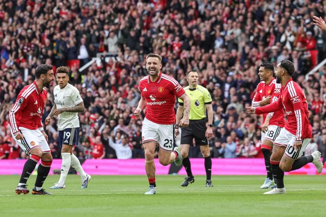 Luke Shaw of Manchester United celebrates his goal to make it 1-0 with team mates during the Premier League match Manchester United vs Nottingham Forest at Old Trafford, Manchester, United Kingdom on 17 May 2026

(Photo by Mark Cosgrove/News Images)