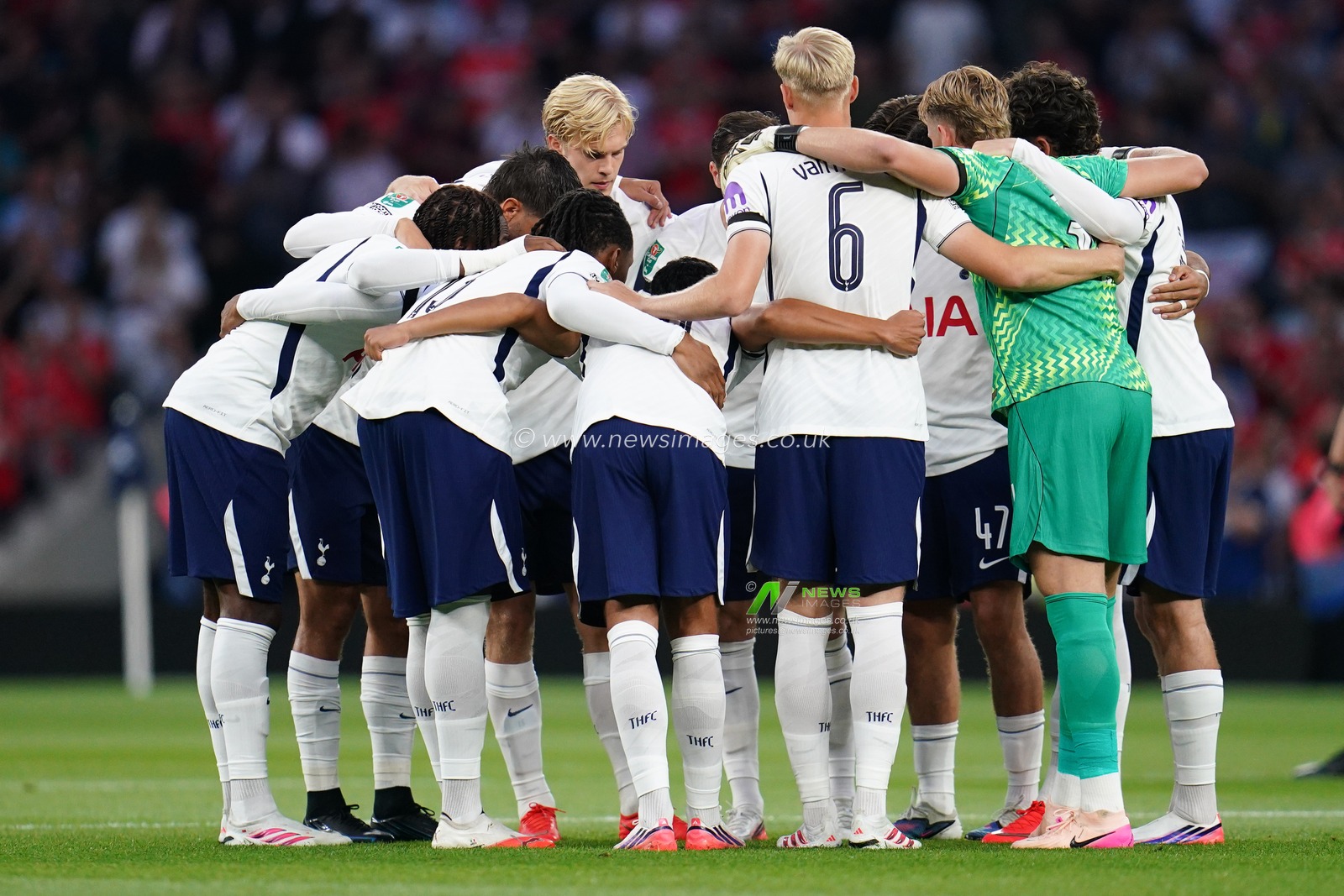 Carabao Cup round 2 Tottenham Hotspur v Charlton Athletic