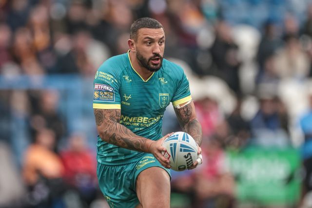 Elliot Minchella of Hull KR breaks with the ball during the Betfred Super League Round 4 match Huddersfield Giants vs Hull KR at Accu Stadium, Huddersfield, United Kingdom on 08 March 2026

(Photo by Mark Cosgrove/News Images)