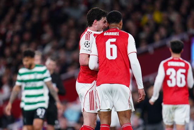 Declan Rice of Arsenal and Gabriel of Arsenal communicate during the UEFA Champions League Quarter Finals match Arsenal vs Sporting CP at Arsenal stadium, London, United Kingdom on 15 April 2026

(Photo by Harvey Murphy/News Images)