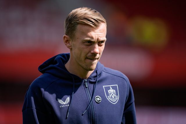 James Ward-Prowse of Burnley inspects the pitch prior to kick off during the Premier League match Nottingham Forest vs Burnley at City Ground, Nottingham, United Kingdom on 19 April 2026

(Photo by Maynard Manyowa/News Images)