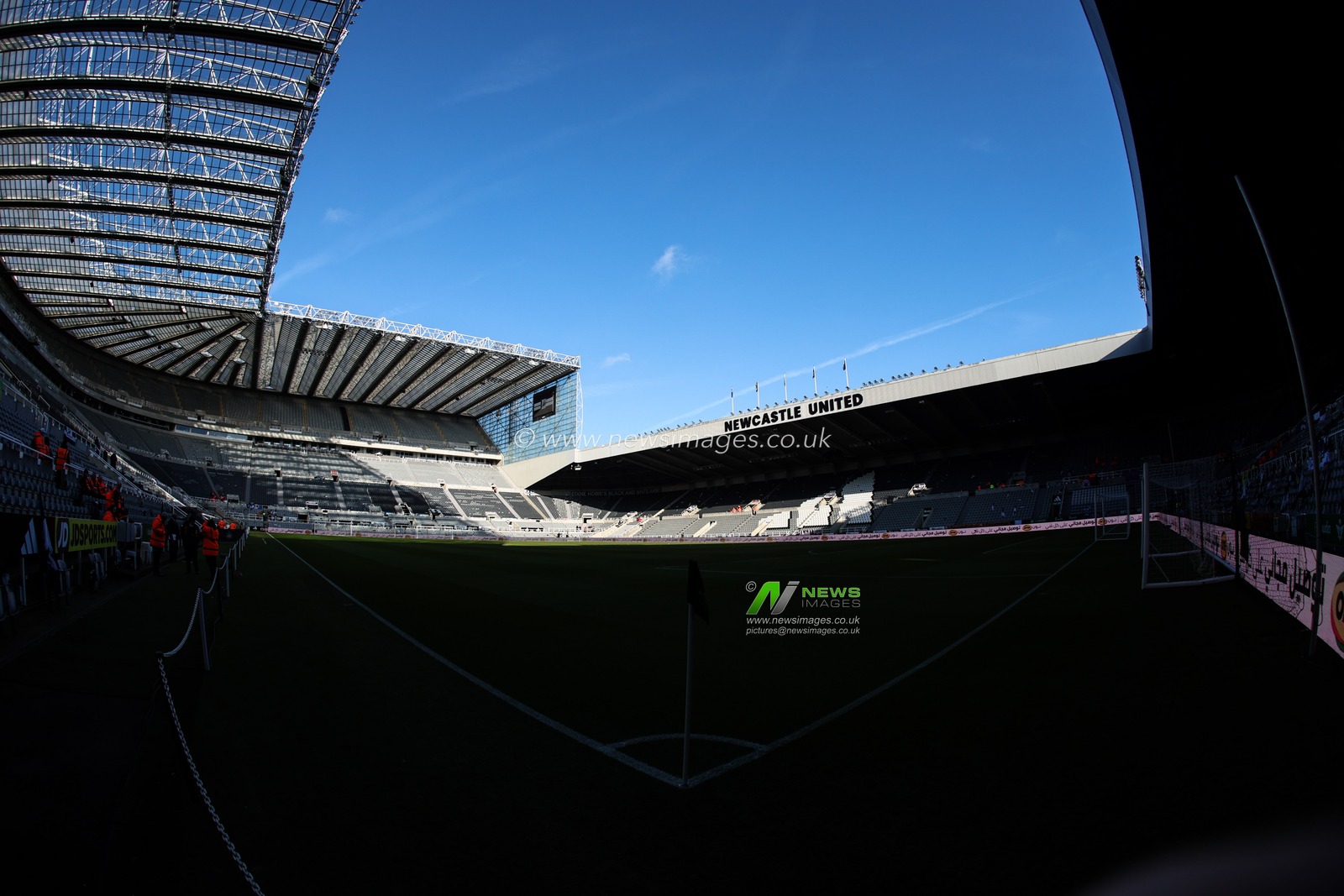 The sun beats down on St Jamesâ€™ Park casting shadows on the pitch ahead of the Premier League match Newcastle United vs Fulham at St. James's Park, Newcastle, United Kingdom, 1st February 2025

(Photo by Mark Cosgrove/News Images)